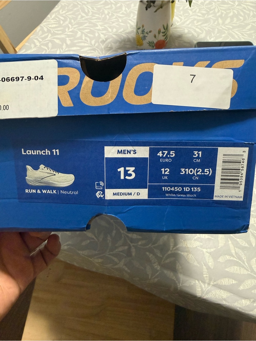 Brooks Launch Men’s Running Shoes - White with Gum Outsole - Picture 5 of 6